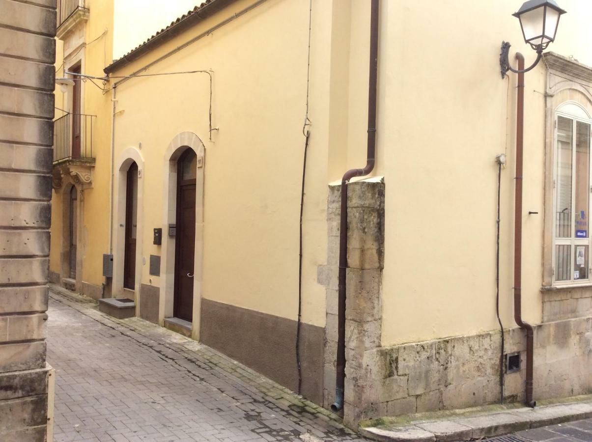 Villa La Mansarda Iblea à Palazzolo Acreide Extérieur photo